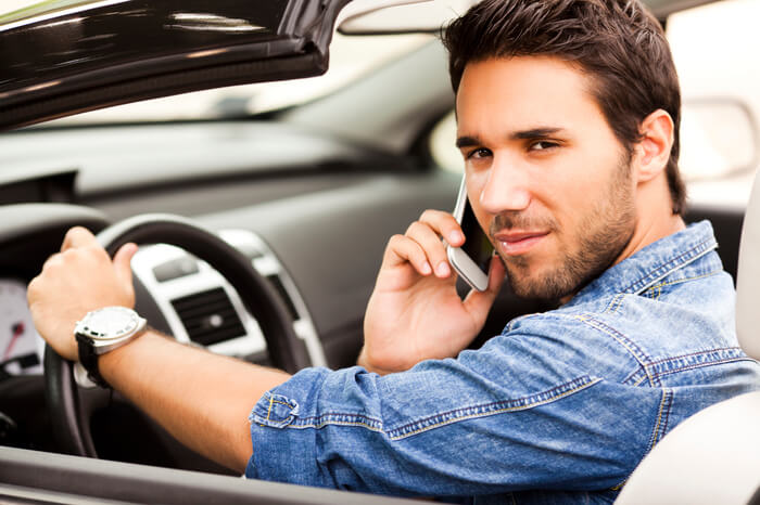 休日に退屈しているとき 気になっている男性から これから会わない と誘われたとき いきなり誘うのはアリ 女性がキュンとする 急な 誘われ方９パターン スゴレン