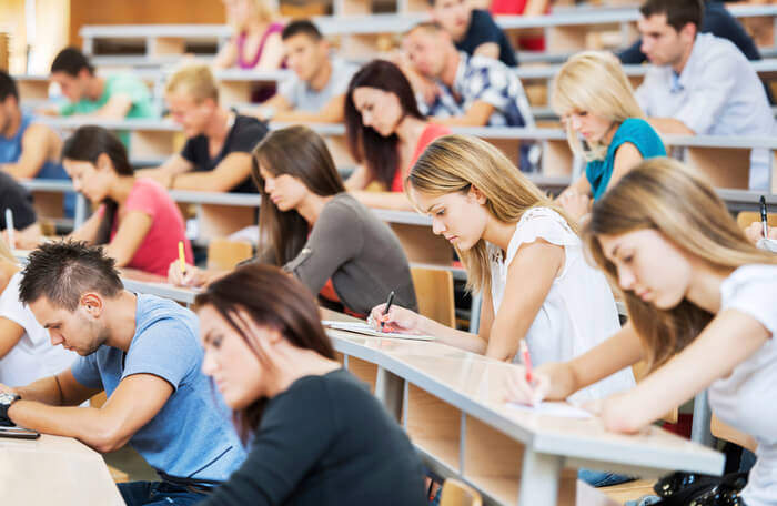 男子校出身で出会いがなかったが 大学に入った瞬間 ５人に告白された フツメンが経験した奇跡的なモテエピソード９パターン スゴレン