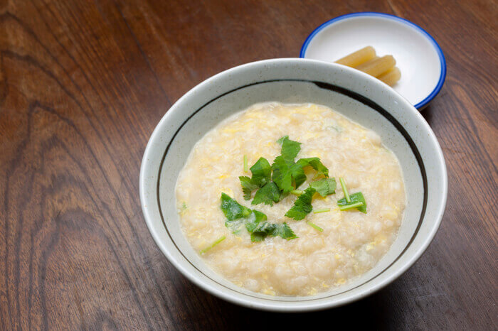 一人暮らしで風邪を引いた自分を 手厚く看病してくれたとき 男性が やっぱり支えてくれるのは彼女なんだ と確信した瞬間９パターン オトメスゴレン