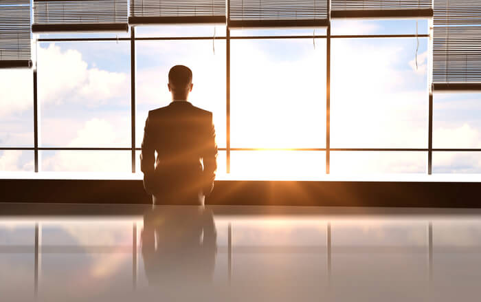 気が散って仕事に集中できないから 社内恋愛はしない主義 社内恋愛を嫌がる男性の本音９パターン オトメスゴレン