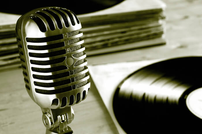 カラオケで 君の得意なアレ 歌ってよ と 甘いラブソングをせがむ ひょっとして俺のこと 好き と男性をドキッとさせる距離の縮め方９パターン オトメスゴレン