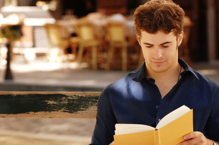 悩みを抱えているように見えてしまう 自己啓発本 こんな本に興味あるんだ と女性に警戒される愛読書９パターン スゴレン