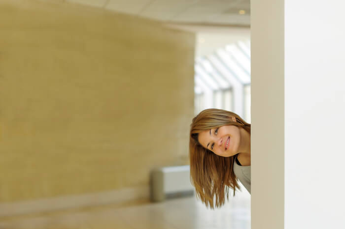 黙って彼氏の部屋に上がり込まず 毎回家族に声をかける 高校生向け 彼氏の家に行ったときの好印象な対応９パターン オトメスゴレン