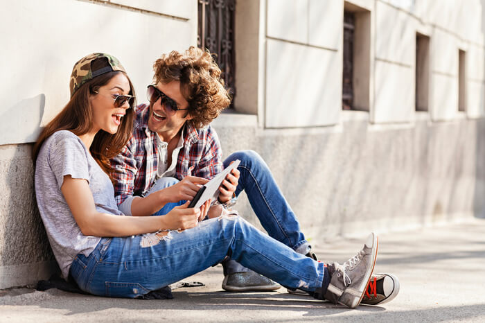 誰でもいいから付き合って となりふり構わず声をかけまくる 節操なさすぎ クリスマス一カ月前のジタバタ行動９パターン スゴレン