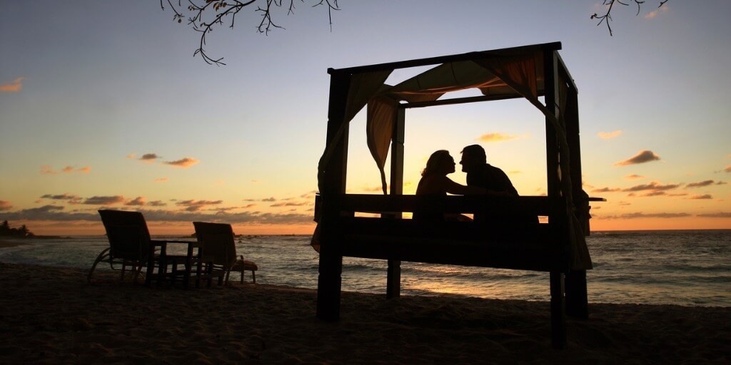 キスの相性でわかる 彼氏 彼女の相性は抜群 それとも悪い オトメスゴレン