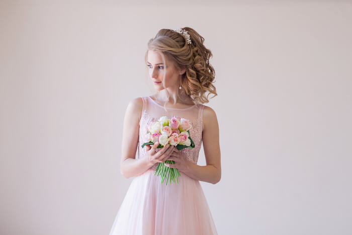 群れる男の特徴とは 群れる男の心理や特徴とは 女性の本音を大公開 群れない男の特徴も スゴレン