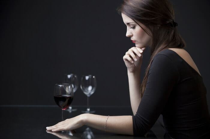 お酒に弱くて昨日のこと まったく何にも覚えてないんだ とか弱い女をアピールする 失敗 飲み会で記憶をなくした女の ベストなリアクション ９パターン オトメスゴレン