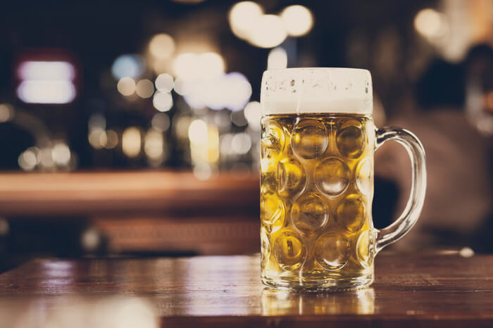 居酒屋に一人で飲みに行く女性 男性に 干物女 と疑われてしまう女性の特徴９パターン オトメスゴレン