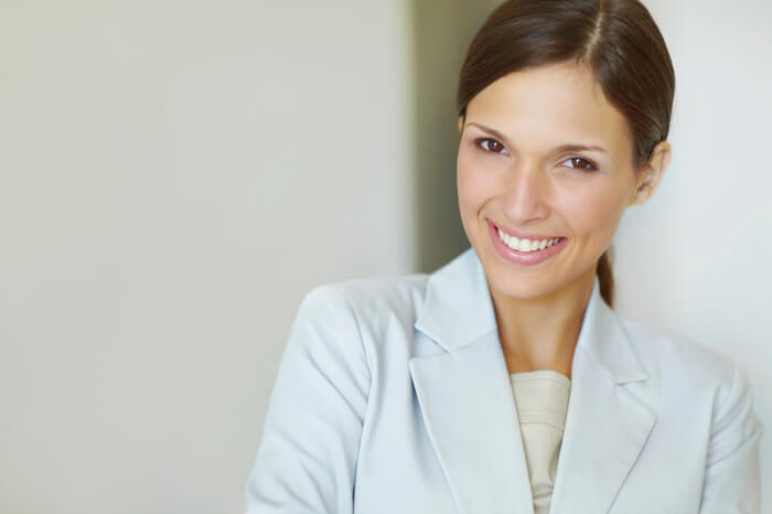 容姿も立ち居振舞いも抜群な会社の顔 受付嬢 男性が友人につい自慢したくなる彼女の職業９パターン オトメスゴレン