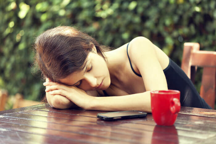 男性に時間的余裕があるときしか メールの返事がない 正直 見込みないと思う と女友達に思われる片想い９パターン オトメスゴレン