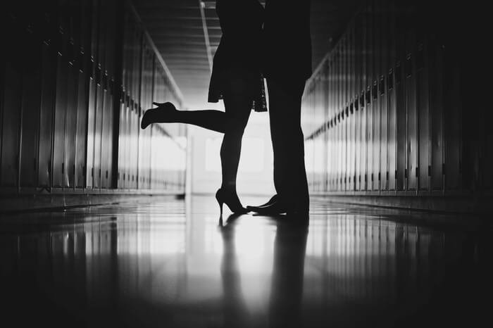 飲み会終わりの二人っきりの帰り道でのキス 男性がひそかに憧れている 冬キスのシチュエーション 9パターン オトメスゴレン 飲み会終わりの二人っきりの帰り道でのキス 男性がひそかに憧れている 冬キスのシチュエーション 9パターン オトメスゴレン