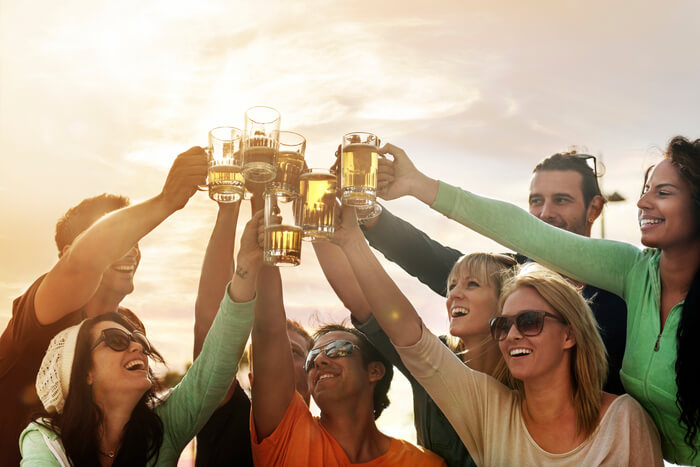 男友達がイケメンばかりの人 声をかけづらい と思われる女性のタイプ８パターン オトメスゴレン