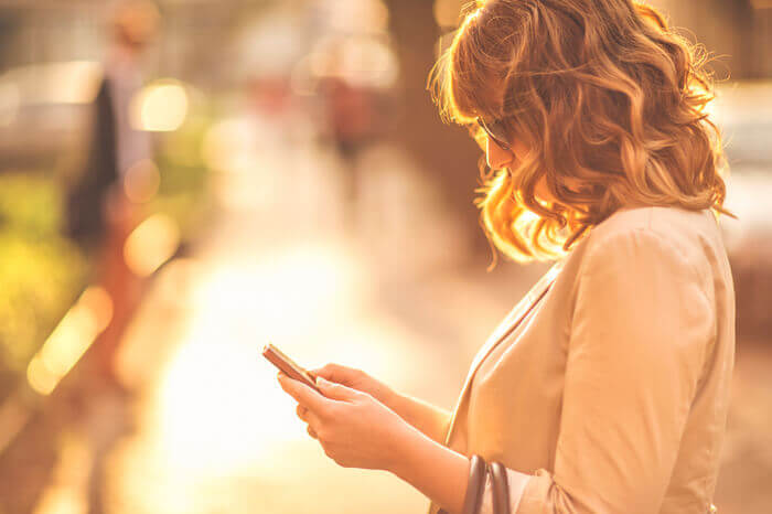 Snsなどネット上で 寂しいことをつぶやいてみる 男性からlineの返信がないときやりがちな行動9パターン オトメスゴレン Snsなどネット上で 寂しいことをつぶやいてみる 男性からlineの返信がないときやりがちな行動9パターン オトメスゴレン